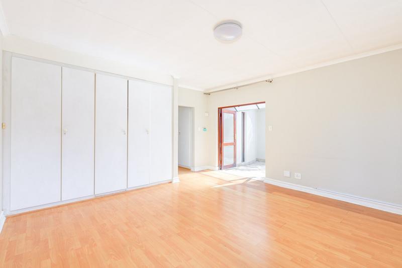 3 Bedroom Property for Sale in Sunninghill Gauteng