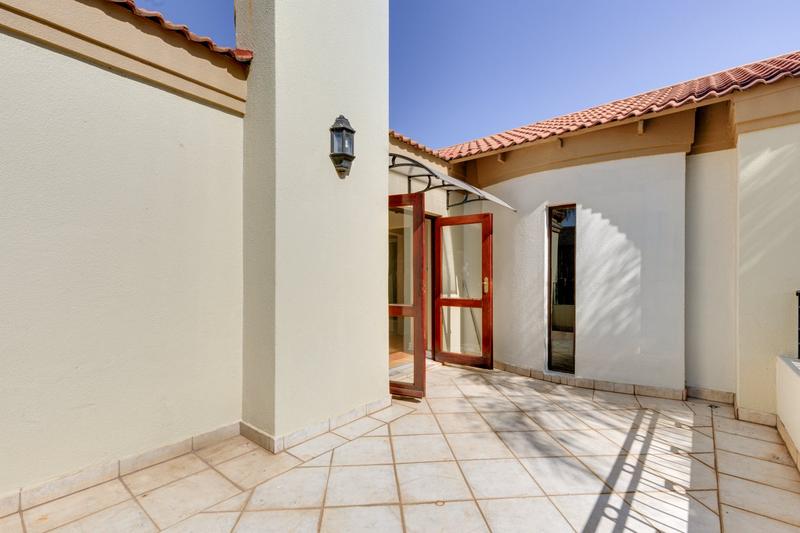 3 Bedroom Property for Sale in Sunninghill Gauteng