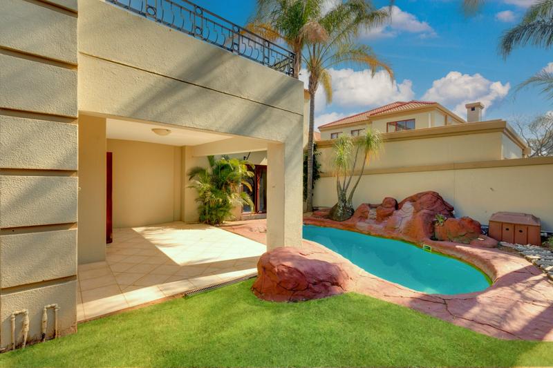 3 Bedroom Property for Sale in Sunninghill Gauteng