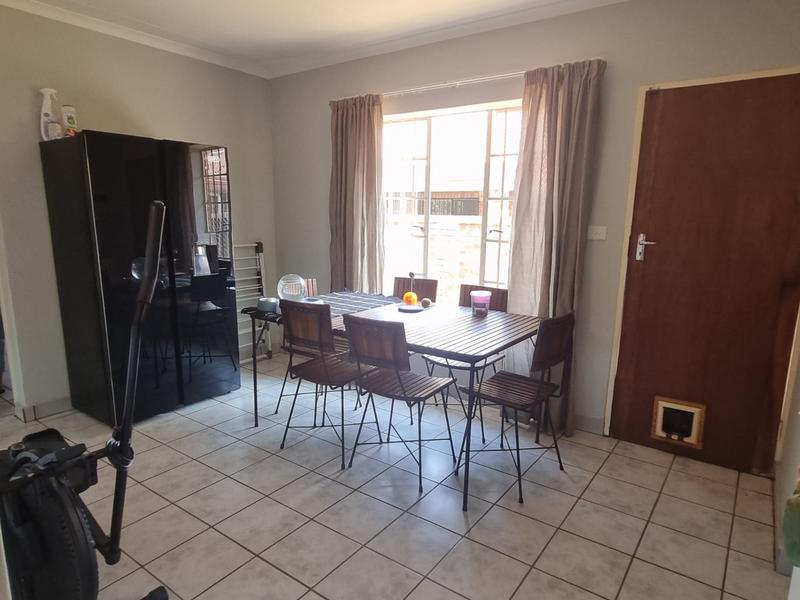 To Let 2 Bedroom Property for Rent in Elardus Park Gauteng