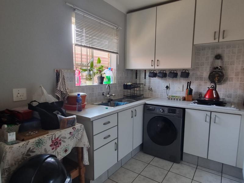 To Let 2 Bedroom Property for Rent in Elardus Park Gauteng