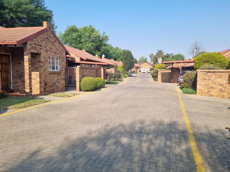 To Let 2 Bedroom Property for Rent in Elardus Park Gauteng
