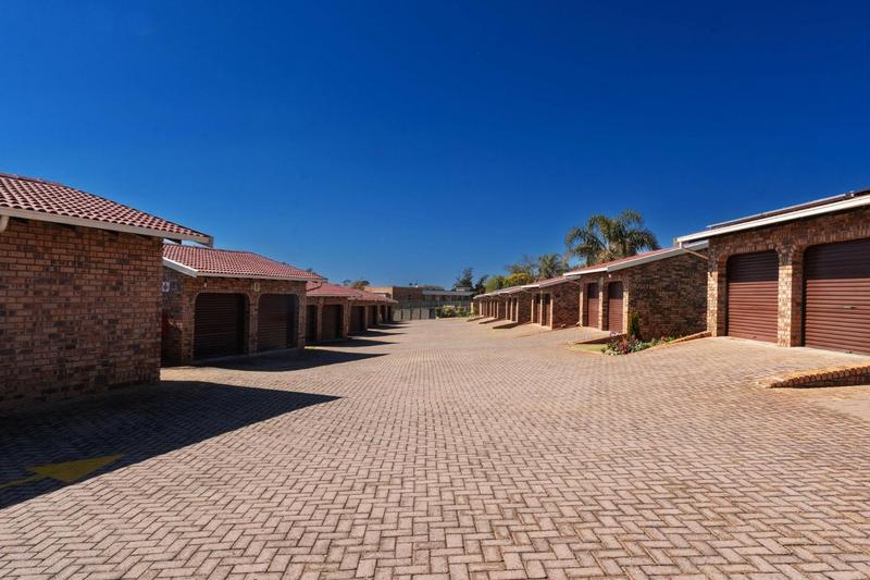 3 Bedroom Property for Sale in Rant En Dal Gauteng