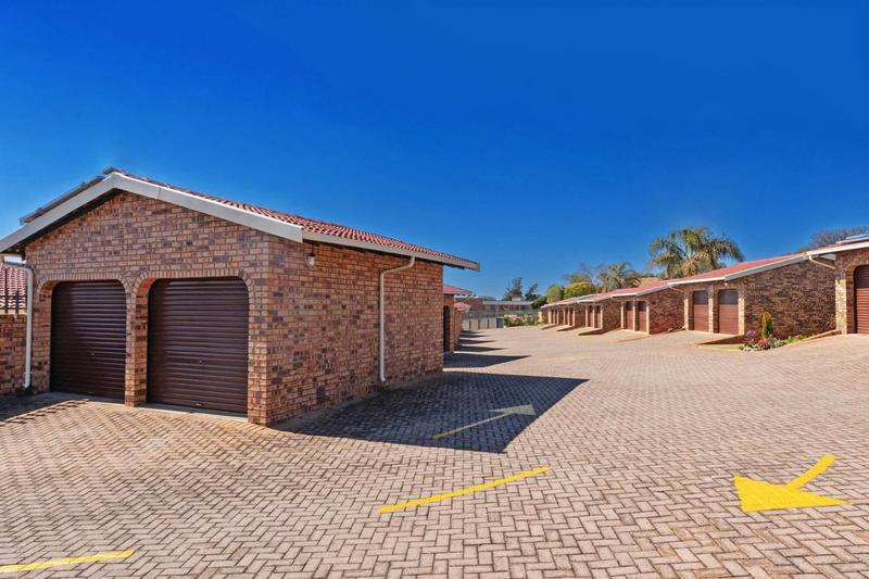 3 Bedroom Property for Sale in Rant En Dal Gauteng