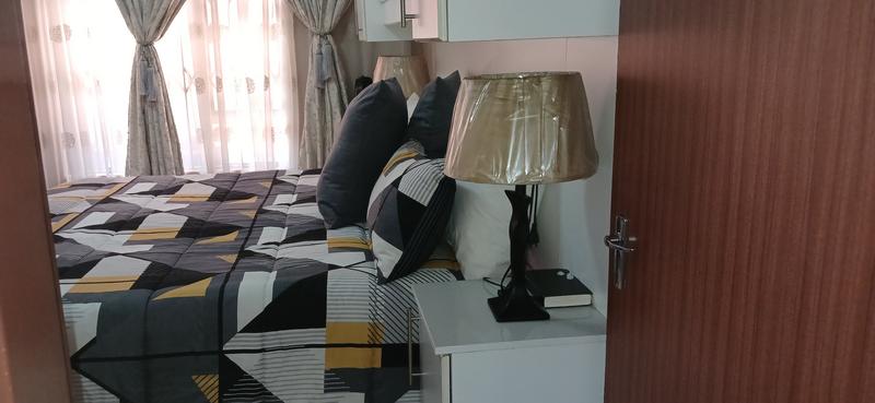 4 Bedroom Property for Sale in Clayville Gauteng