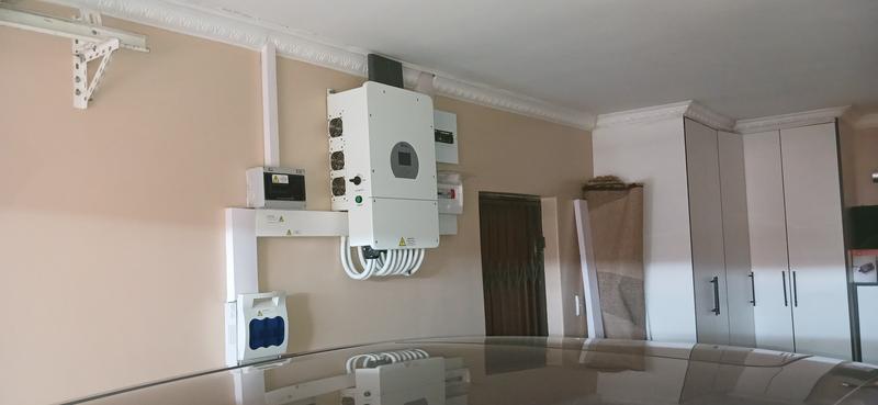 4 Bedroom Property for Sale in Clayville Gauteng