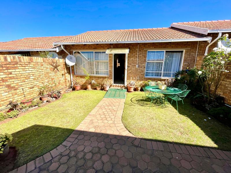 2 Bedroom Property for Sale in Krugersdorp North Gauteng