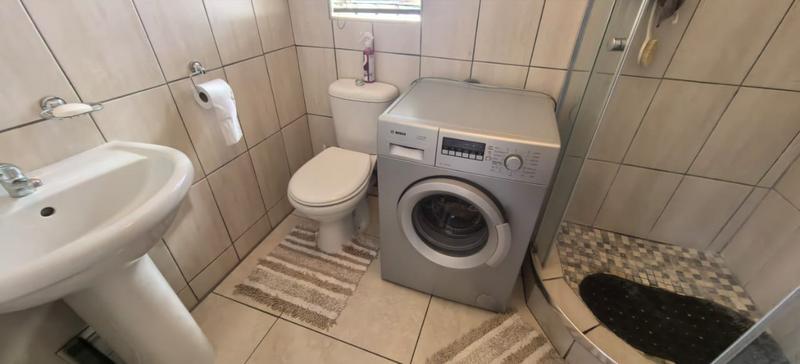 4 Bedroom Property for Sale in Witpoortjie Gauteng