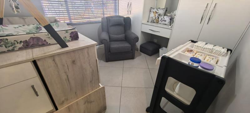 4 Bedroom Property for Sale in Witpoortjie Gauteng
