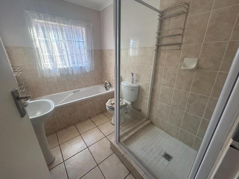 To Let 2 Bedroom Property for Rent in The Reeds Gauteng