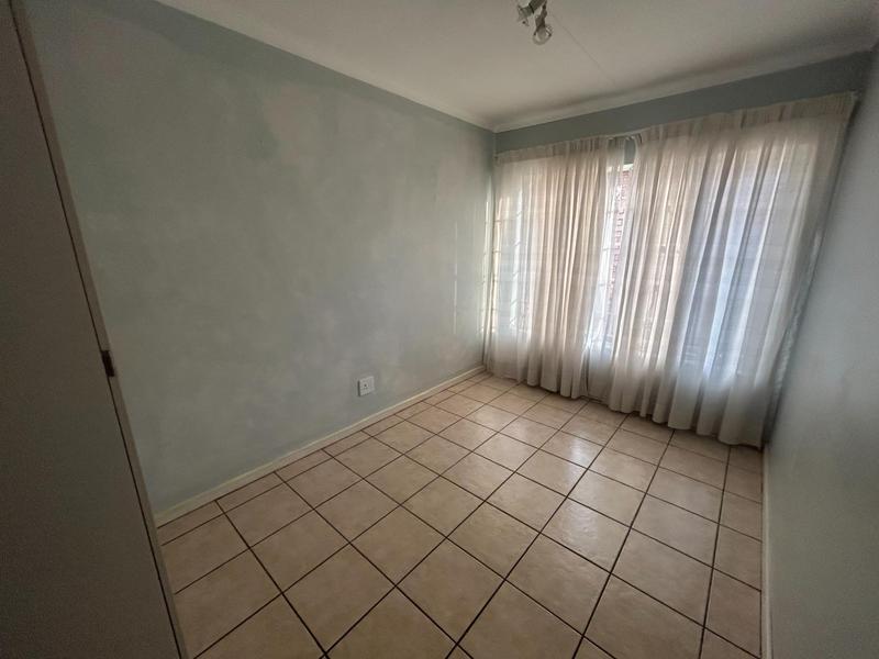 To Let 2 Bedroom Property for Rent in The Reeds Gauteng