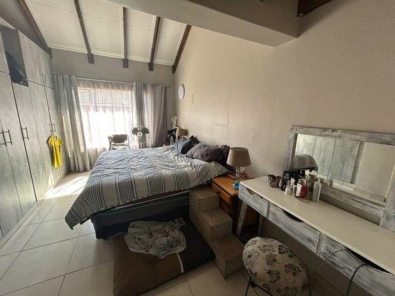 4 Bedroom Property for Sale in Eldoraigne Gauteng