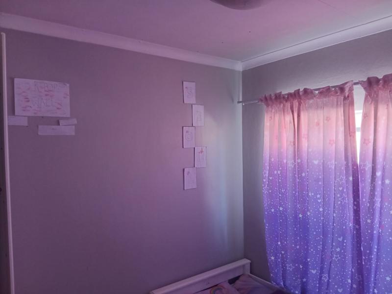 2 Bedroom Property for Sale in Rooihuiskraal North Gauteng