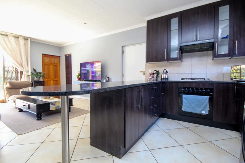 2 Bedroom Property for Sale in Thatchfield Gauteng