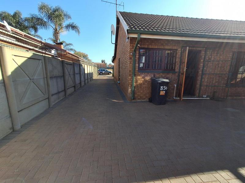 To Let 3 Bedroom Property for Rent in Moreleta Park Gauteng