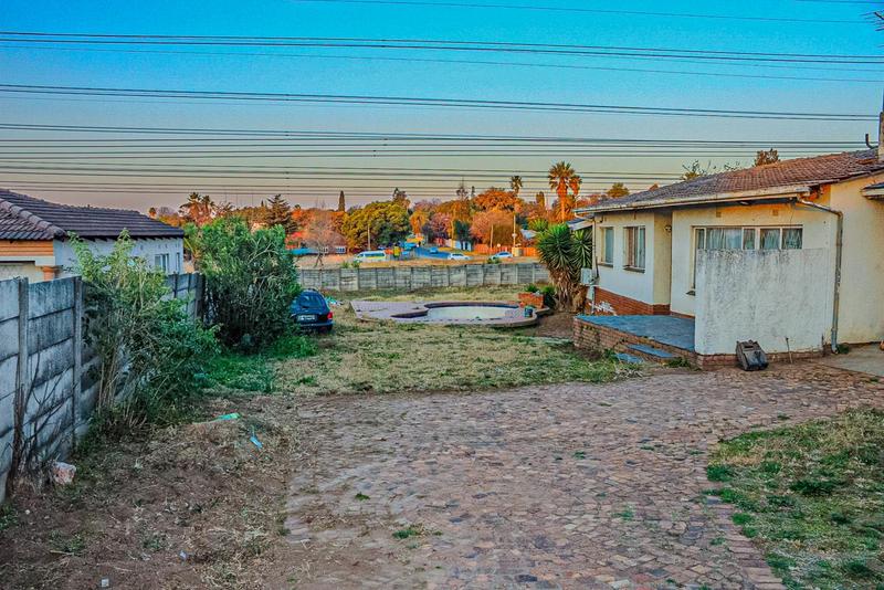 3 Bedroom Property for Sale in Birch Acres Gauteng
