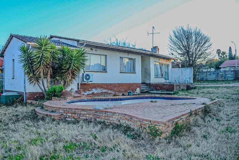 3 Bedroom Property for Sale in Birch Acres Gauteng