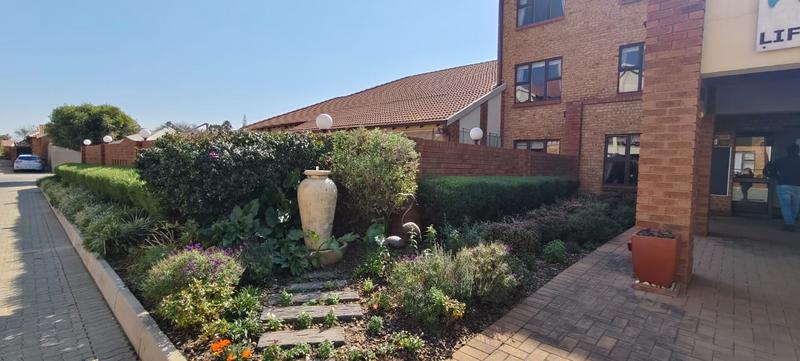 2 Bedroom Property for Sale in Brentwood Park Gauteng
