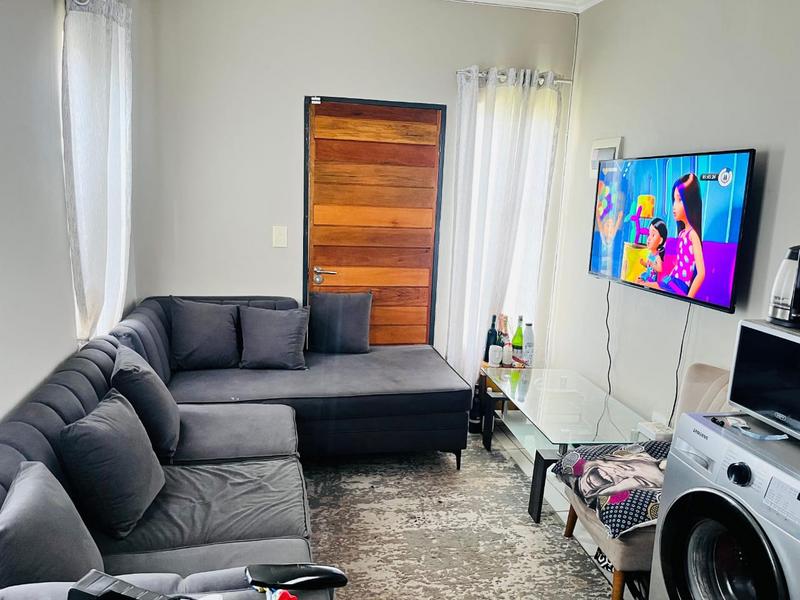 To Let 2 Bedroom Property for Rent in South Hills Gauteng