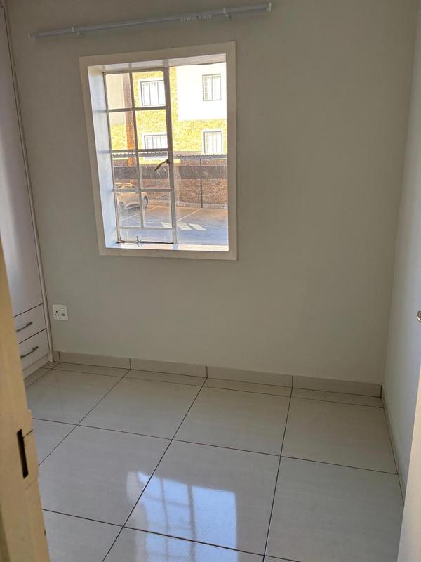 2 Bedroom Property for Sale in South Hills Gauteng