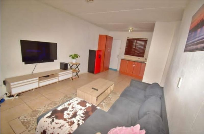 2 Bedroom Property for Sale in Klippoortje Gauteng