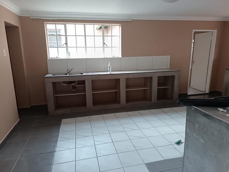 To Let 4 Bedroom Property for Rent in Bramley Gauteng