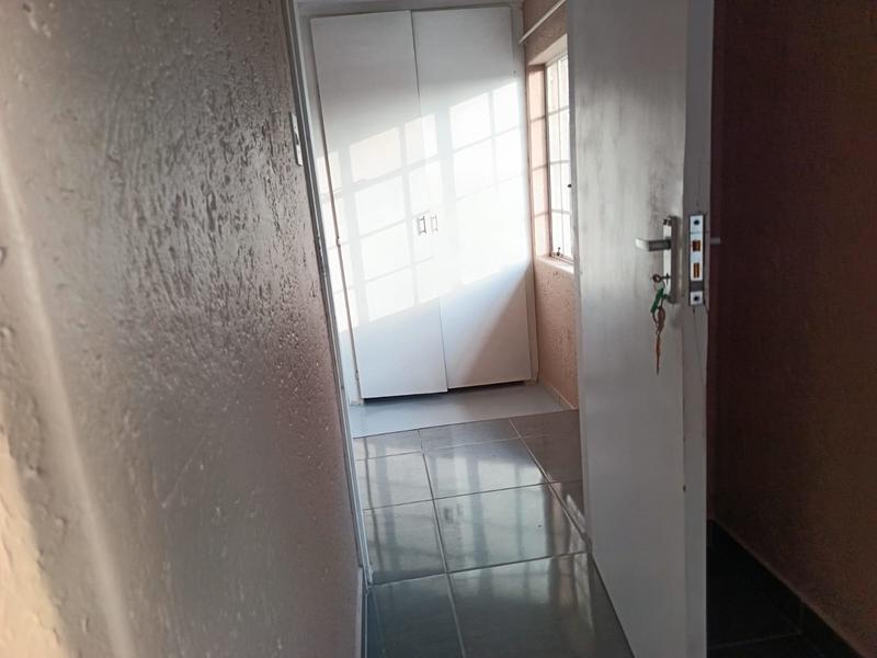 To Let 4 Bedroom Property for Rent in Bramley Gauteng
