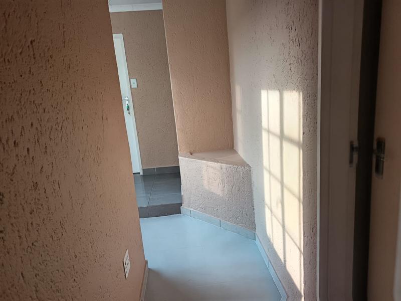 To Let 4 Bedroom Property for Rent in Bramley Gauteng