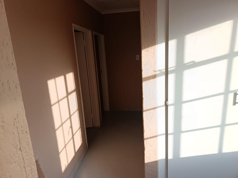 To Let 4 Bedroom Property for Rent in Bramley Gauteng
