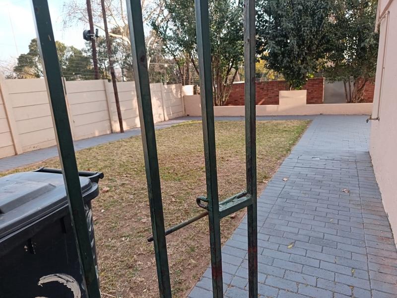 To Let 4 Bedroom Property for Rent in Bramley Gauteng