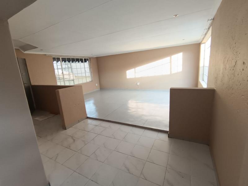 To Let 4 Bedroom Property for Rent in Bramley Gauteng
