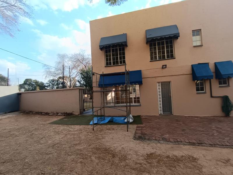 To Let 4 Bedroom Property for Rent in Bramley Gauteng