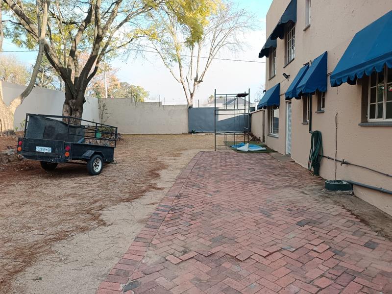 To Let 4 Bedroom Property for Rent in Bramley Gauteng
