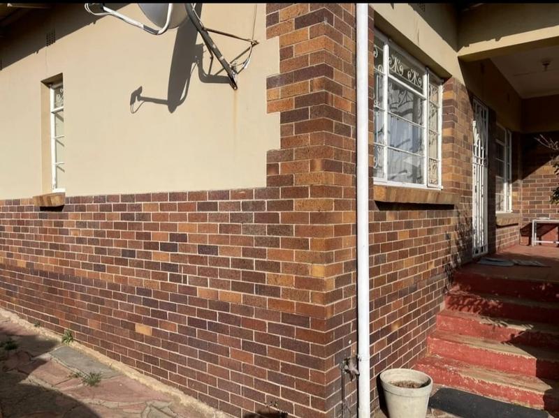 To Let 3 Bedroom Property for Rent in West Turffontein Gauteng