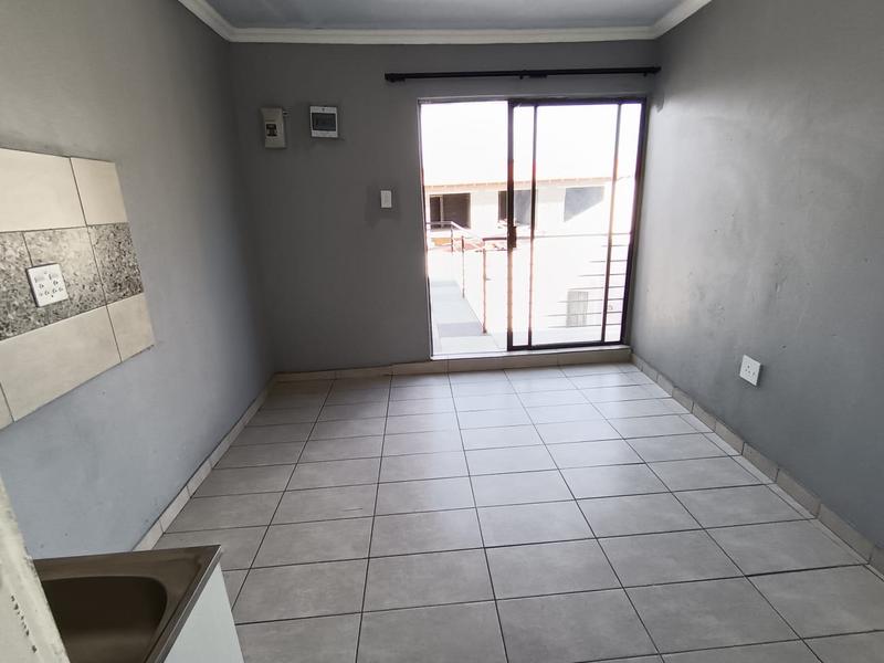 To Let 1 Bedroom Property for Rent in Bloubosrand Gauteng
