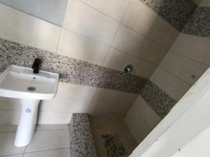 To Let 1 Bedroom Property for Rent in Bloubosrand Gauteng