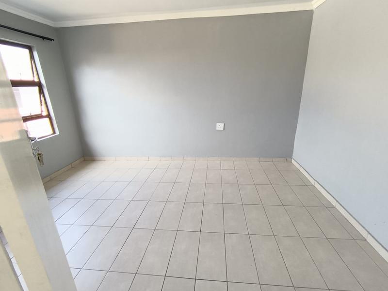 To Let 1 Bedroom Property for Rent in Bloubosrand Gauteng