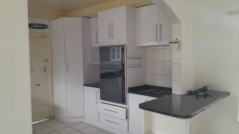 To Let 7 Bedroom Property for Rent in Discovery Gauteng