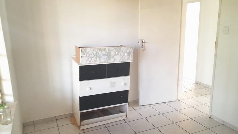 To Let 7 Bedroom Property for Rent in Discovery Gauteng