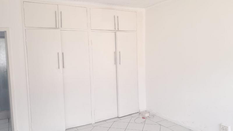 To Let 7 Bedroom Property for Rent in Discovery Gauteng