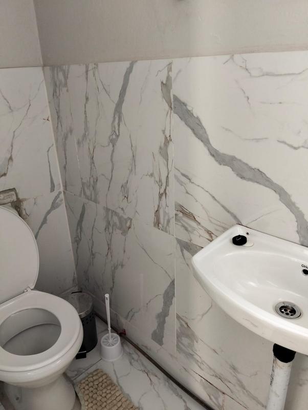 To Let 1 Bedroom Property for Rent in Gezina Gauteng