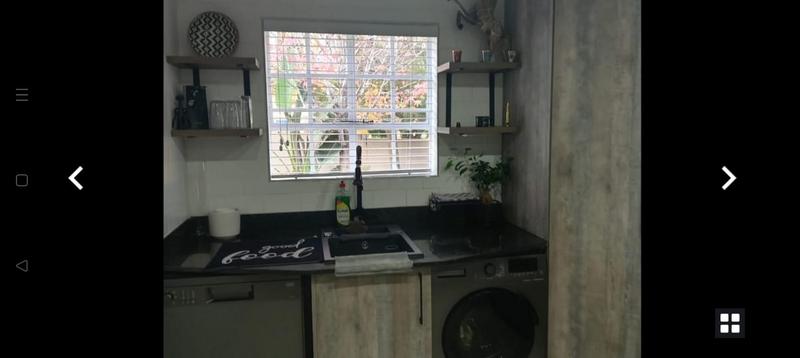 2 Bedroom Property for Sale in Erasmuskloof Gauteng