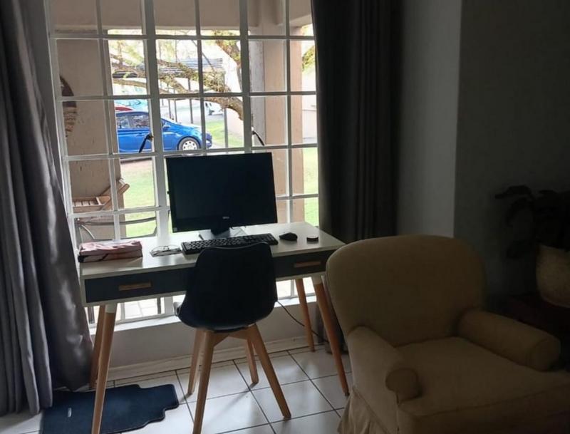 2 Bedroom Property for Sale in Erasmuskloof Gauteng