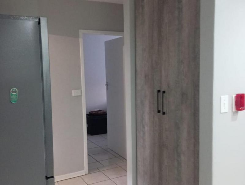 2 Bedroom Property for Sale in Erasmuskloof Gauteng