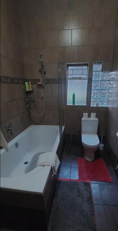 5 Bedroom Property for Sale in Walkerville Gauteng
