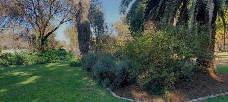 5 Bedroom Property for Sale in Walkerville Gauteng