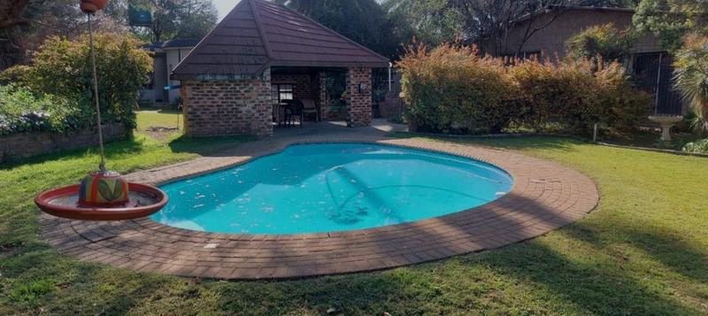 5 Bedroom Property for Sale in Walkerville Gauteng