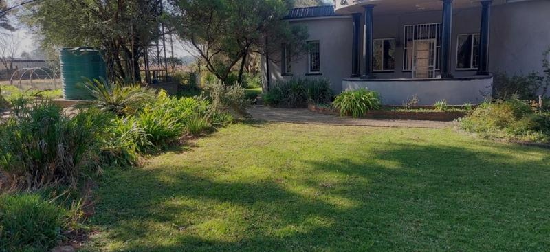5 Bedroom Property for Sale in Walkerville Gauteng