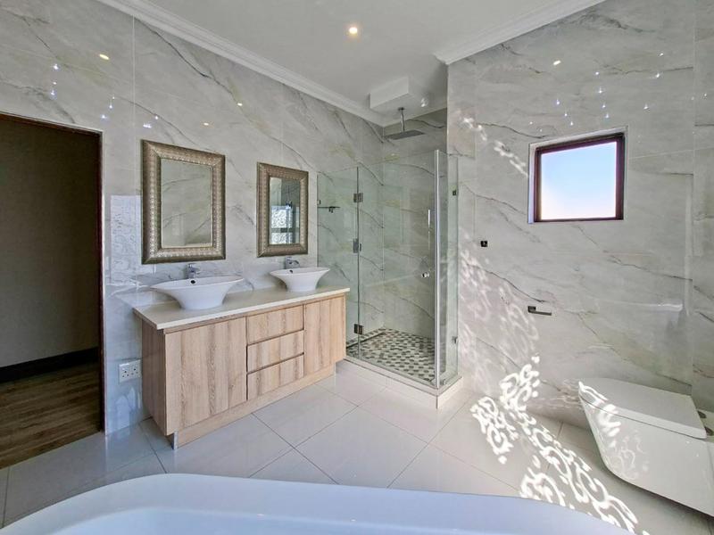 To Let 4 Bedroom Property for Rent in Midstream Estate Gauteng