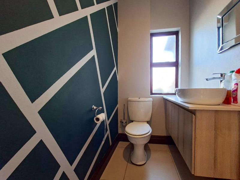 To Let 4 Bedroom Property for Rent in Midstream Estate Gauteng